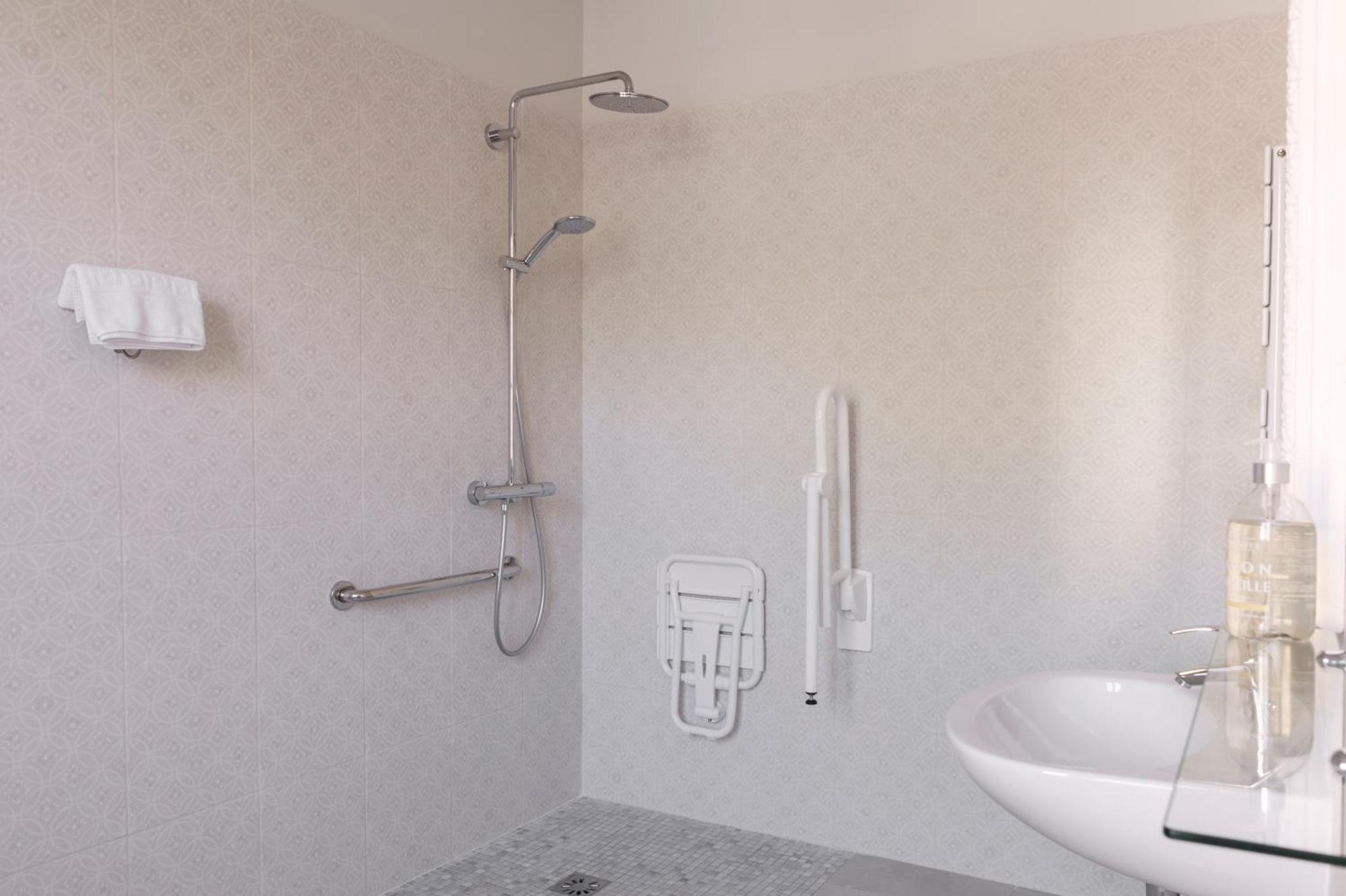 Chez Jules Et Leonie Bed & Breakfast Valmondois Luaran gambar